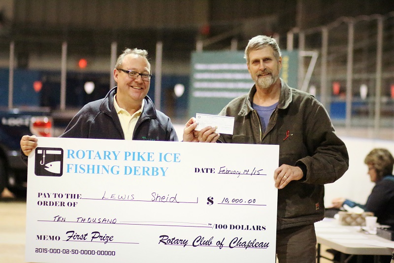 2015 Ice Fishing Derby Winner Lewis Schied